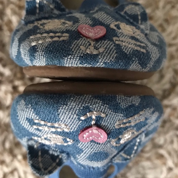 Baby gap size 5 kitty ballet shoes - Picture 3 of 4